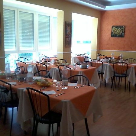 Hotel Oria Rimini Ngoại thất bức ảnh